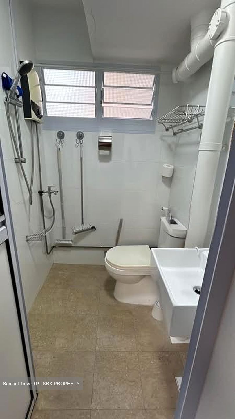 Blk 202 Bedok Town Centre (Bedok), HDB 3 Rooms #575493921